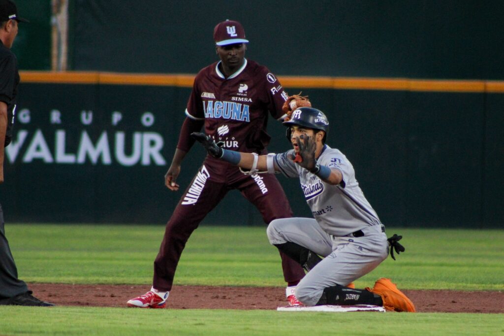 Algodoneros pierde la serie inaugural; Sultanes le hace 38 carreras