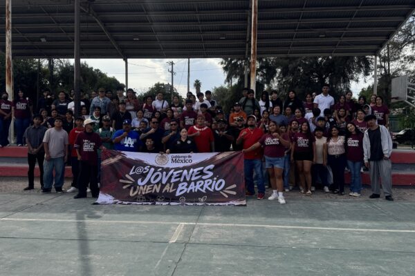 Historias de recuperación y apoyo llegan a jóvenes de Gómez Palacio; llaman a escuchar y prevenir el suicidio